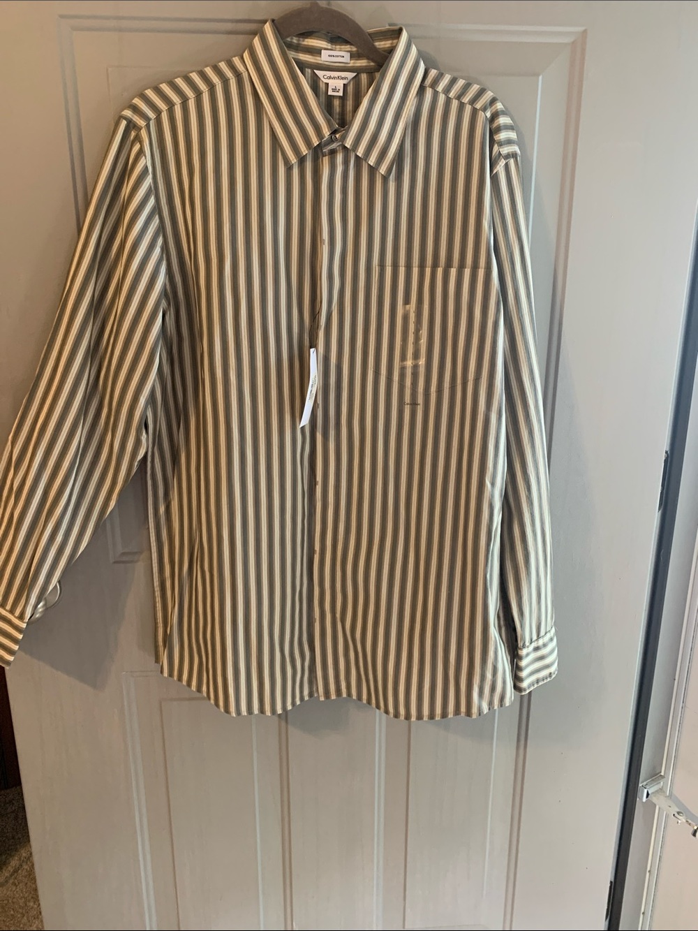 Calvin Klein Men’s NEW Size Lrge Olive- Cream Vertical-Stripe Button Front Shirt